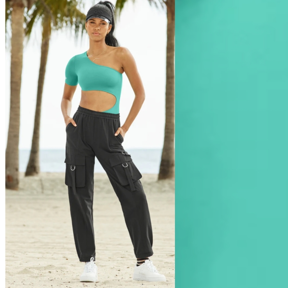 Nwot ALO body wave cut out body suit ocean teal XS